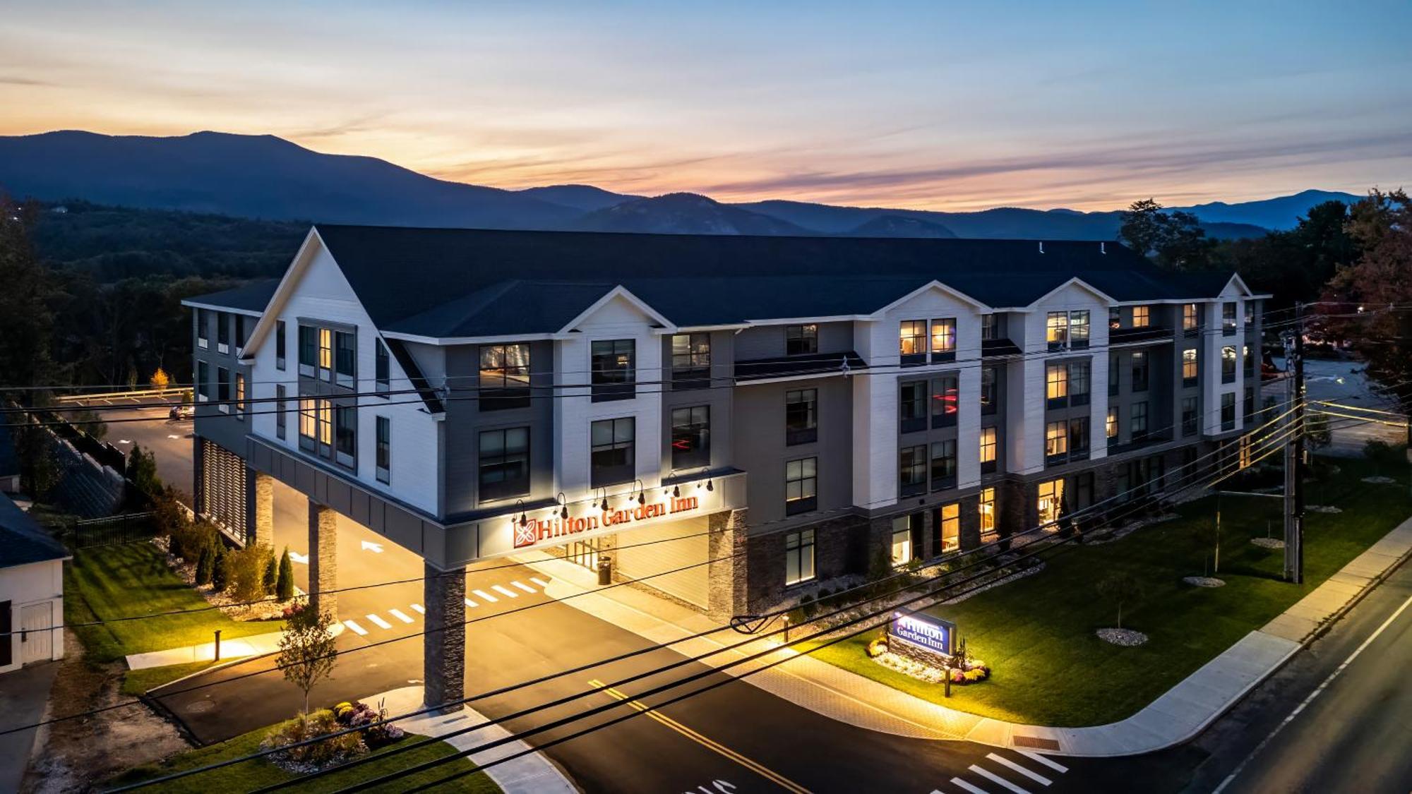 Hilton Garden Inn نورث كونويه المظهر الخارجي الصورة